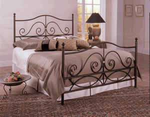 master bed room iron bed
